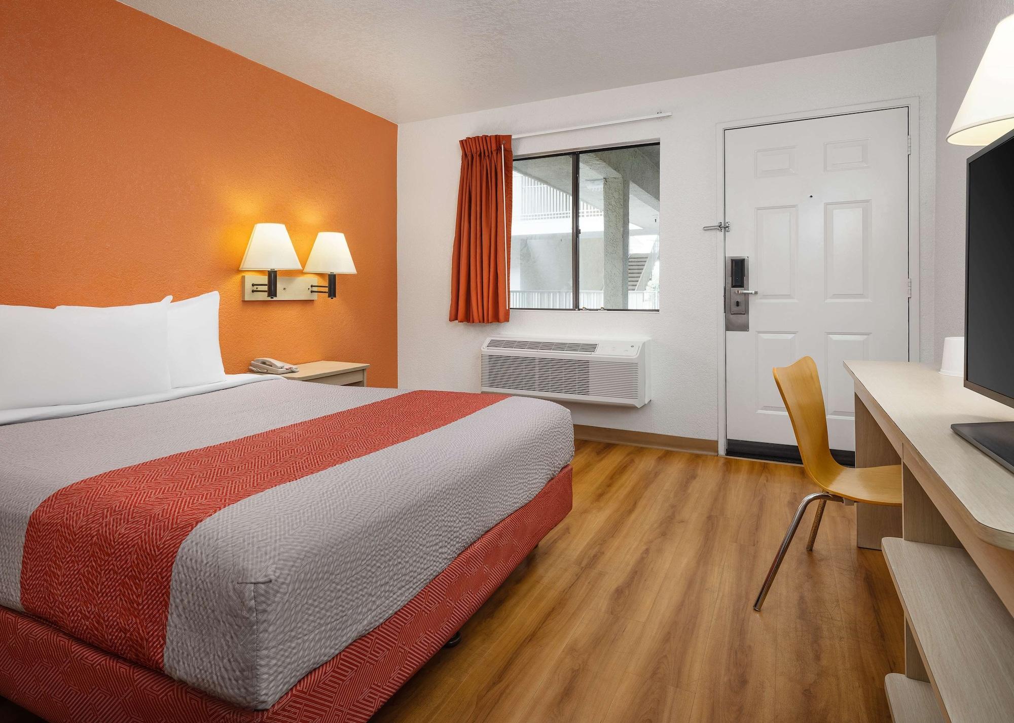 Motel 6-Buena Park, CA - Knotts Berry Farm - Disneyland Exterior foto
