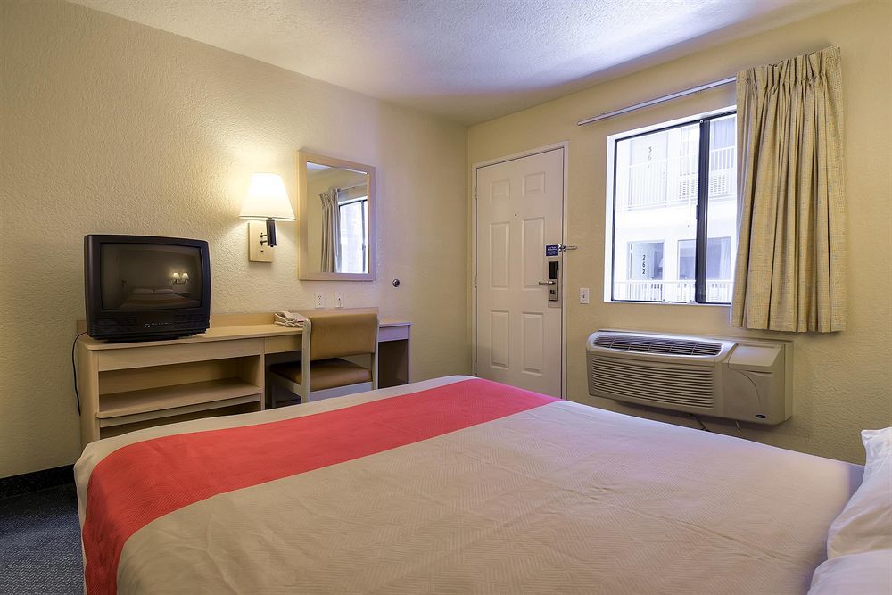 Motel 6-Buena Park, CA - Knotts Berry Farm - Disneyland Exterior foto