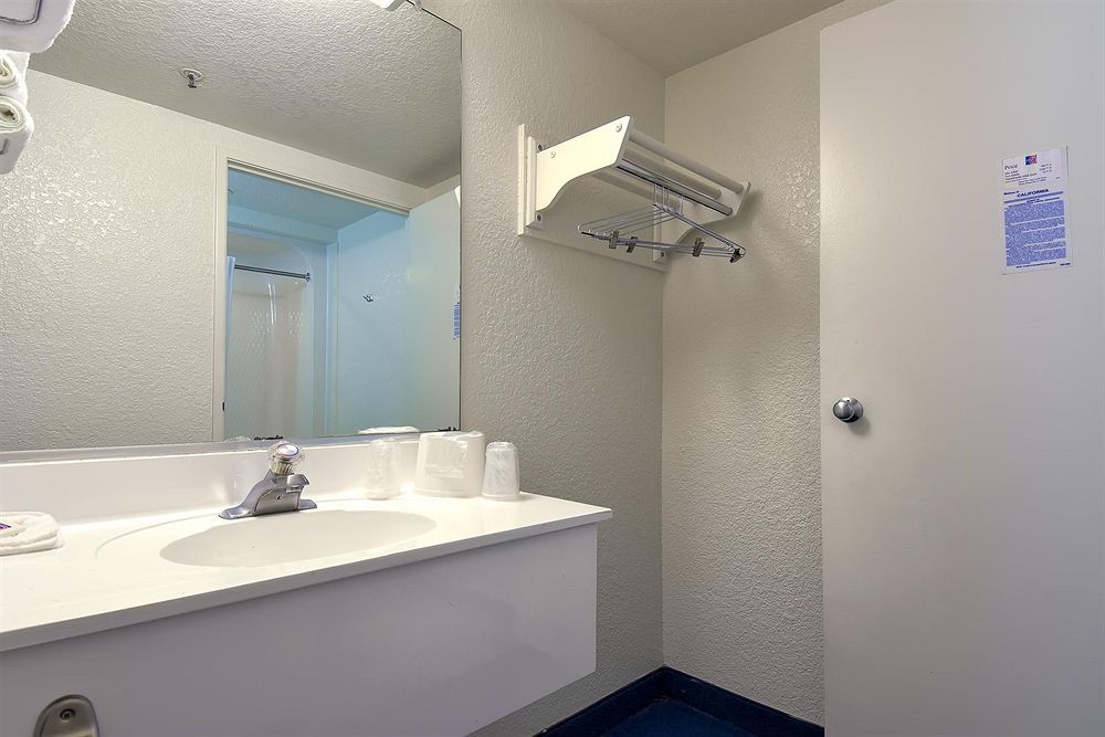 Motel 6-Buena Park, CA - Knotts Berry Farm - Disneyland Exterior foto
